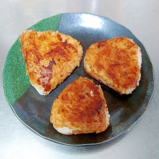 味噌醤油焼きおにぎり